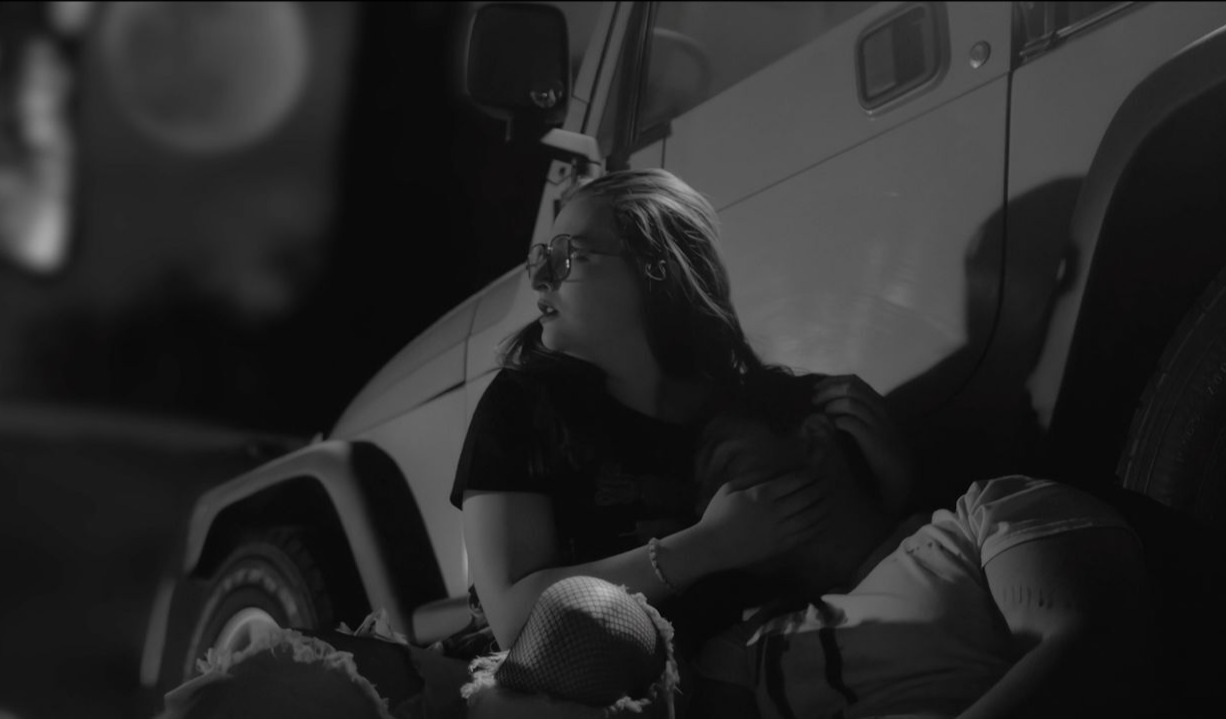 fcdfe77f-1fb2-4555-89c6-575ca67bc60f-2-1